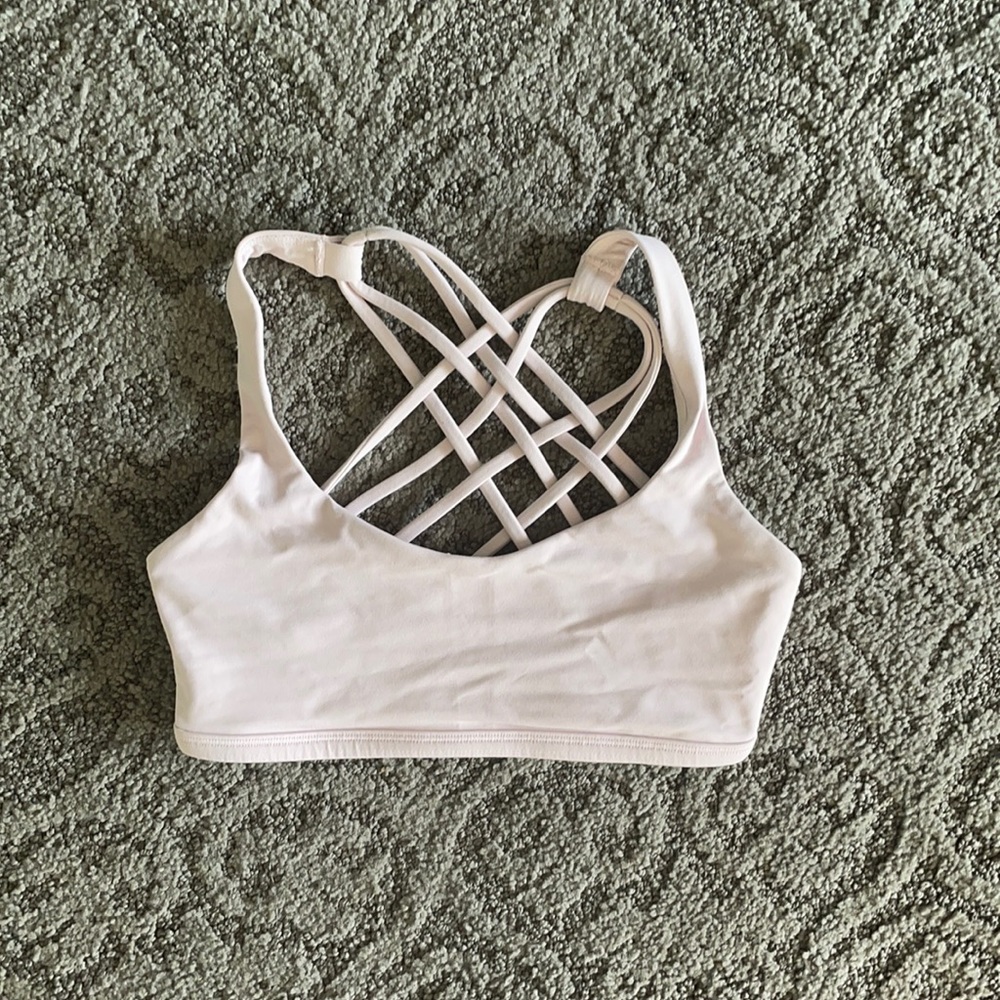 Lululemon Free to be Wild Bra